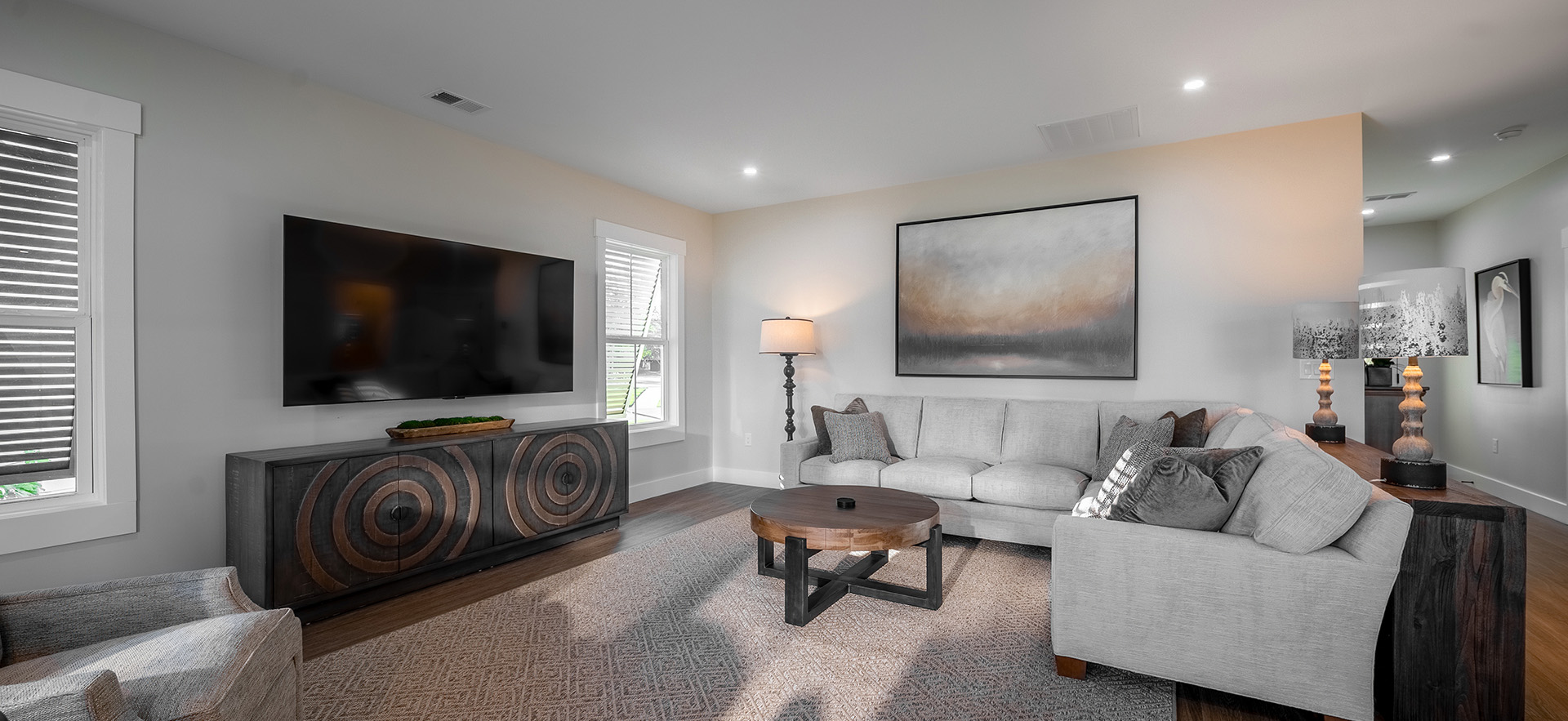 Features & Amenities